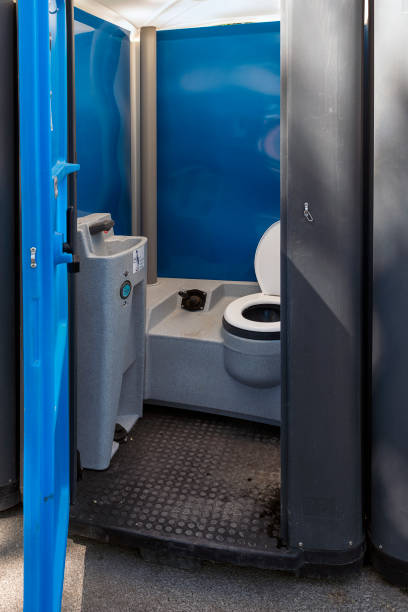 Best Construction site porta potty rental  in Evergreen, AL