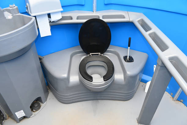 Best Wedding porta potty rental  in Evergreen, AL